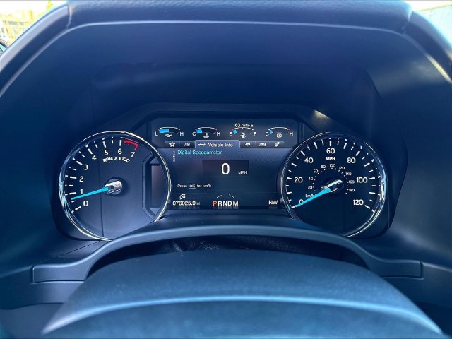 Certified 2019 Ford Expedition Limited w/ Special Edition Package AWD/4WD image 17