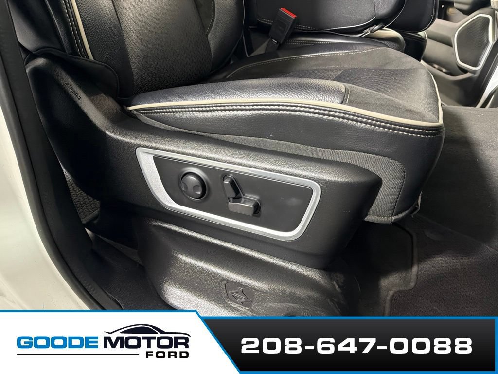 Used 2023 RAM 1500 Laramie AWD/4WD image 25