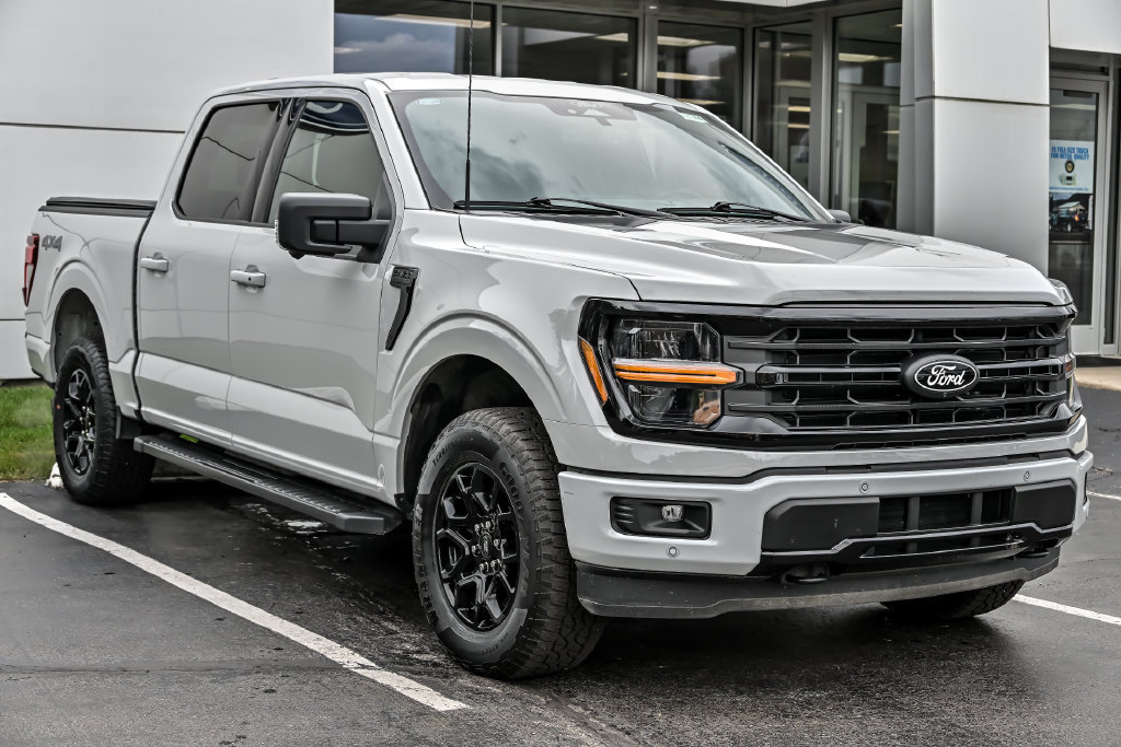 Certified 2024 Ford F150 XLT w/ Equipment Group 302A MID AWD/4WD image 9