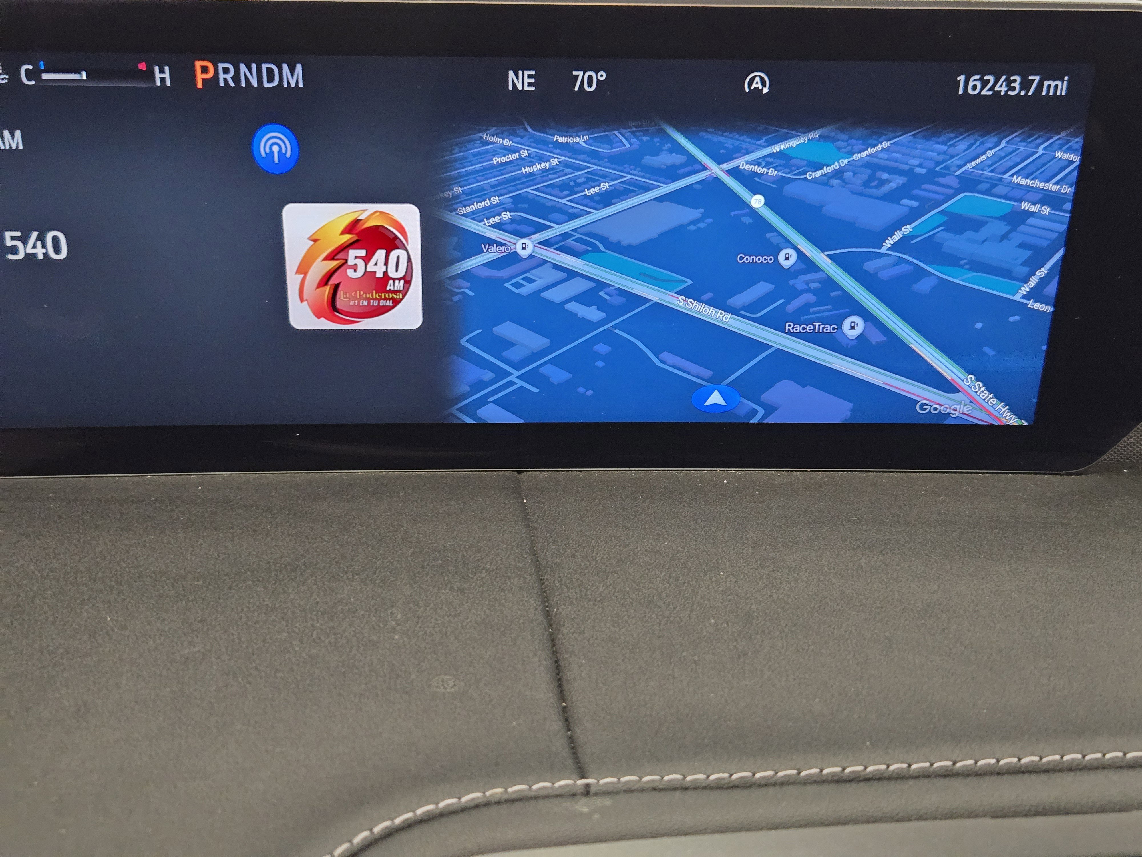 Certified 2025 Ford Expedition Platinum w/ Driver's Package AWD/4WD image 17