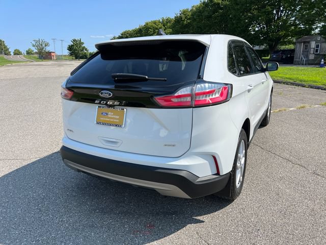 Certified 2023 Ford Edge SEL w/ Convenience Package AWD/4WD image 10
