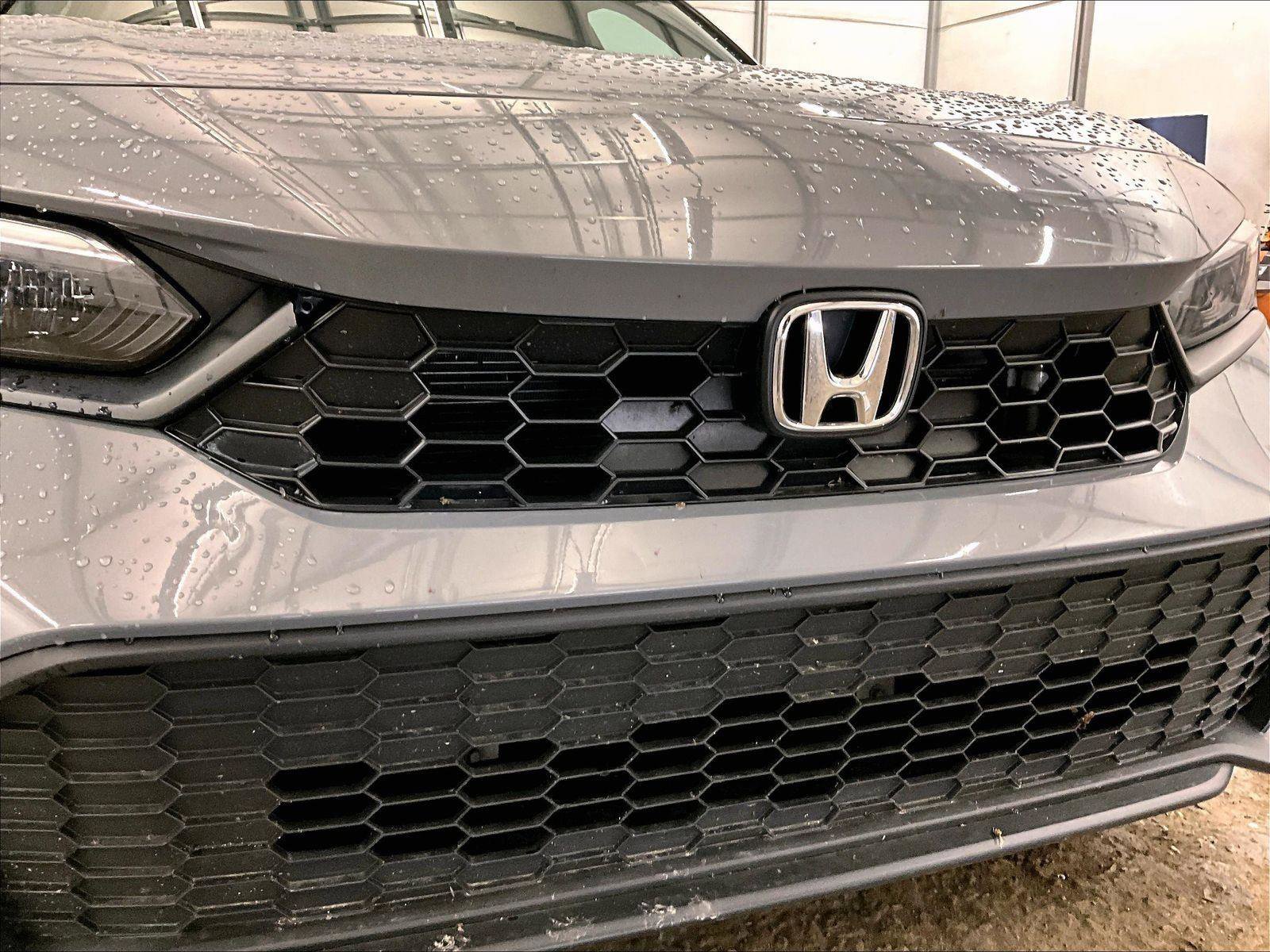 Used 2025 Honda Civic Sport image 29