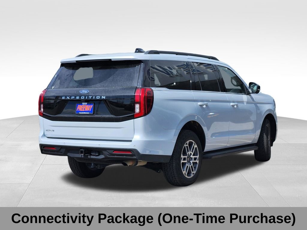 Certified 2025 Ford Expedition Active image 4