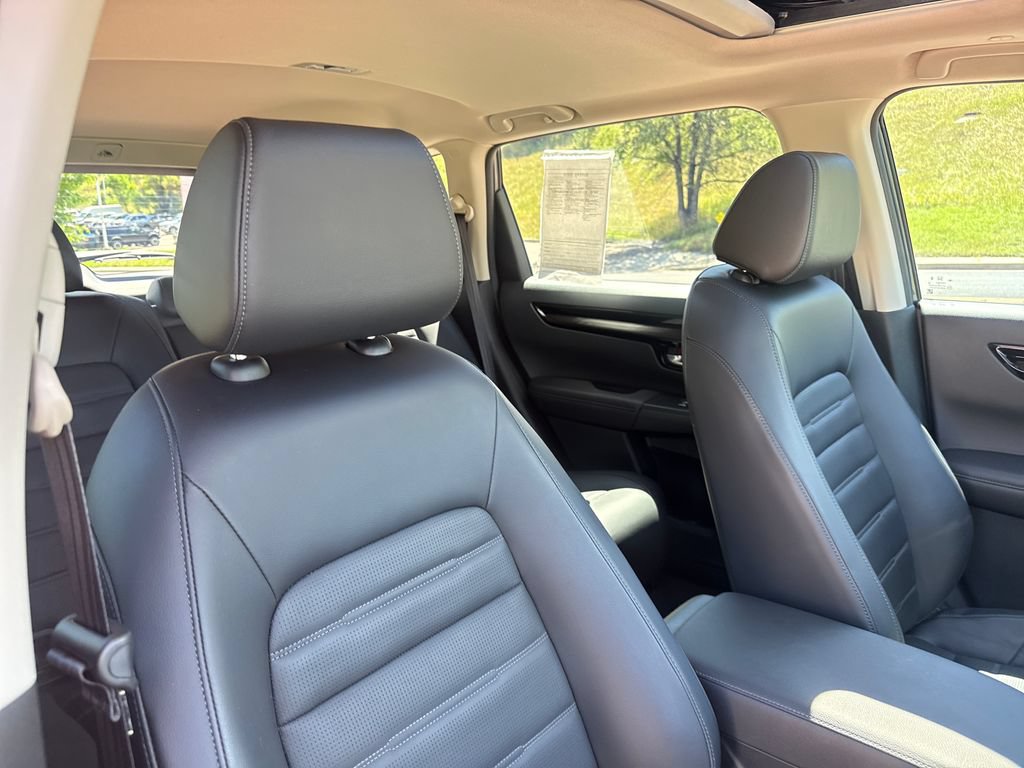 Used 2023 Honda CR-V EX-L image 32