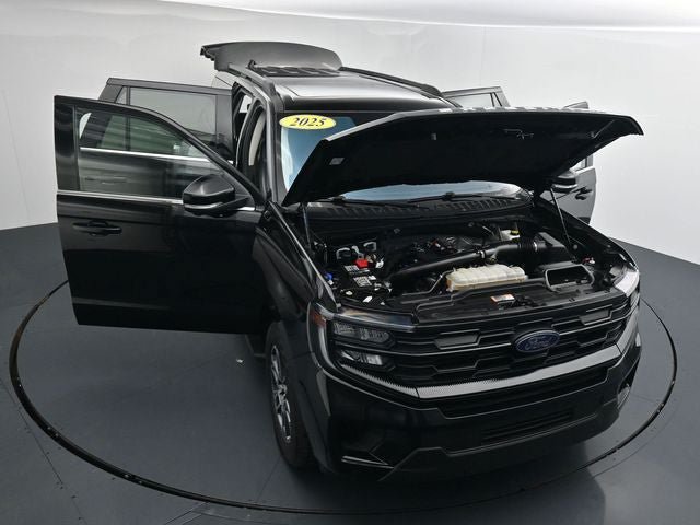 Certified 2025 Ford Expedition Max Active AWD/4WD image 45