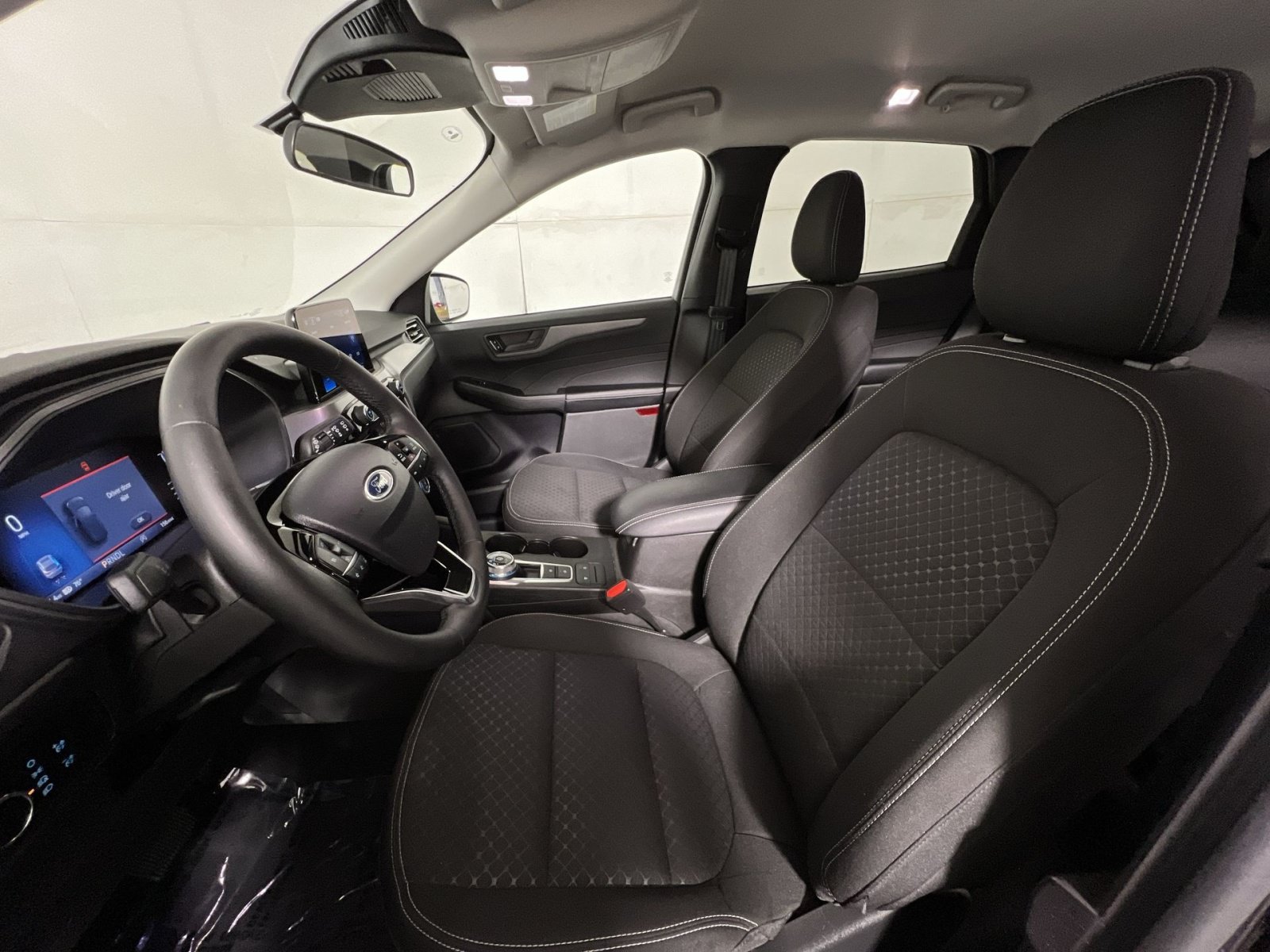 Certified 2023 Ford Escape Active AWD/4WD image 13