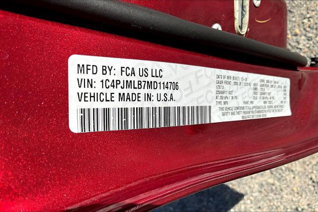 Used 2021 Jeep Cherokee Latitude Plus w/ Sun & Sound Group image 38