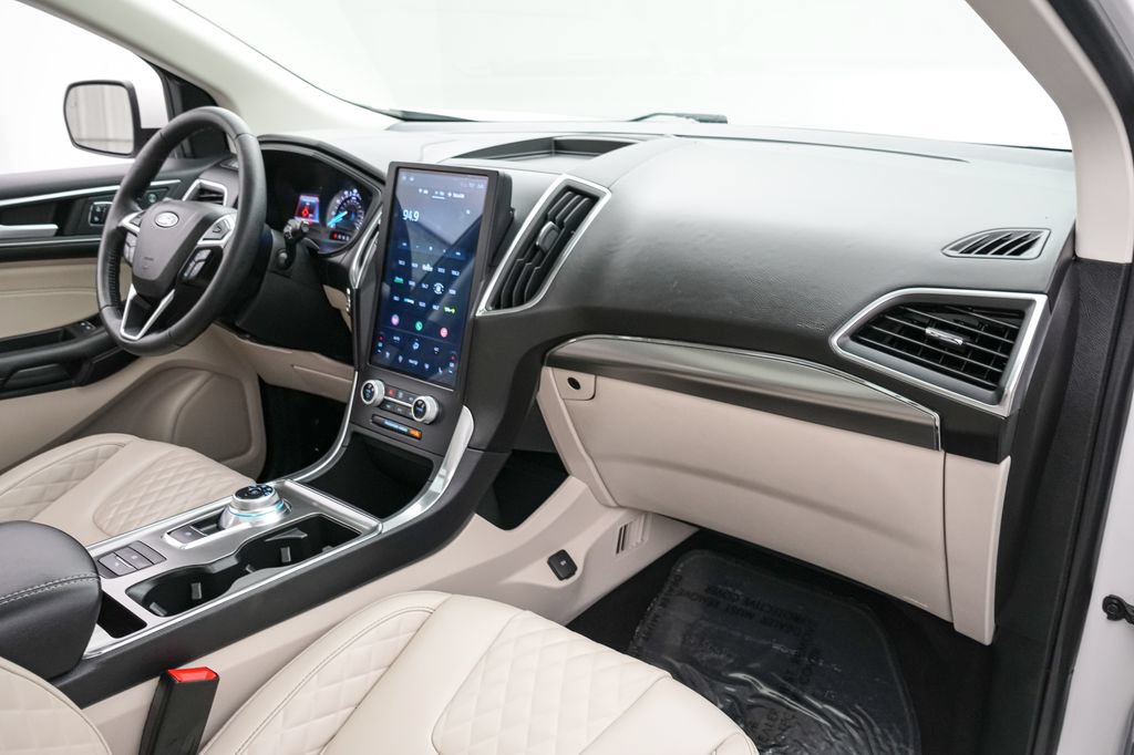 Certified 2023 Ford Edge Titanium AWD/4WD image 23
