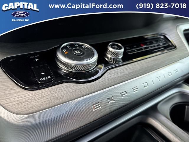 Certified 2025 Ford Expedition Max Platinum image 31
