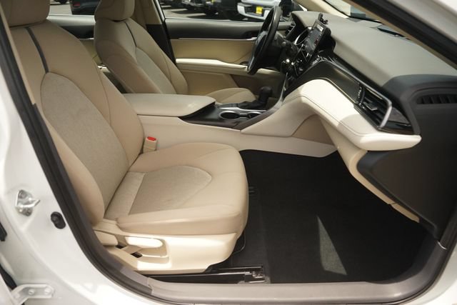 Used 2024 Toyota Camry LE FWD image 18