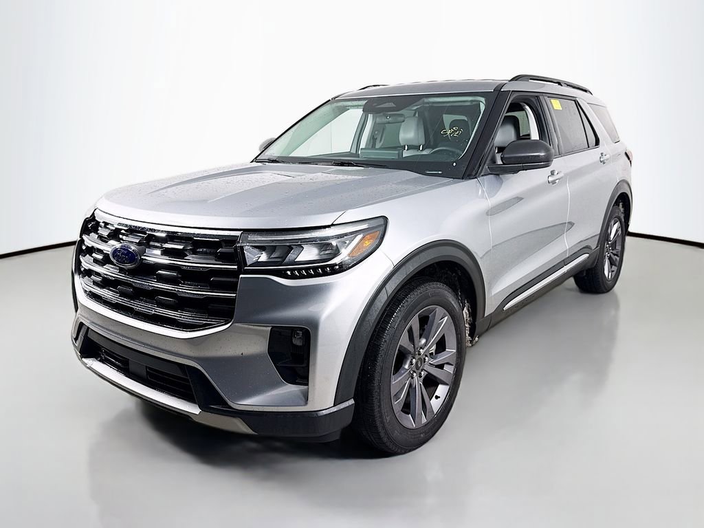 Certified 2025 Ford Explorer Active w/ Active Comfort Package image 8