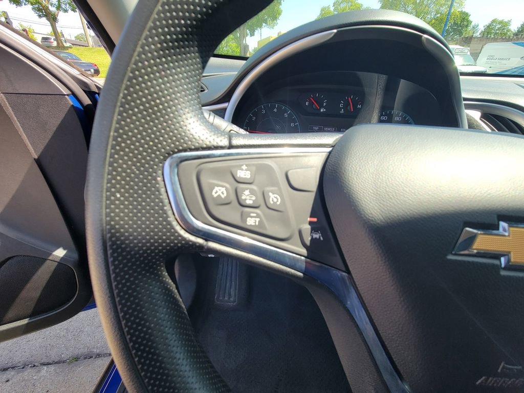 Used 2023 Chevrolet Malibu LT FWD image 44
