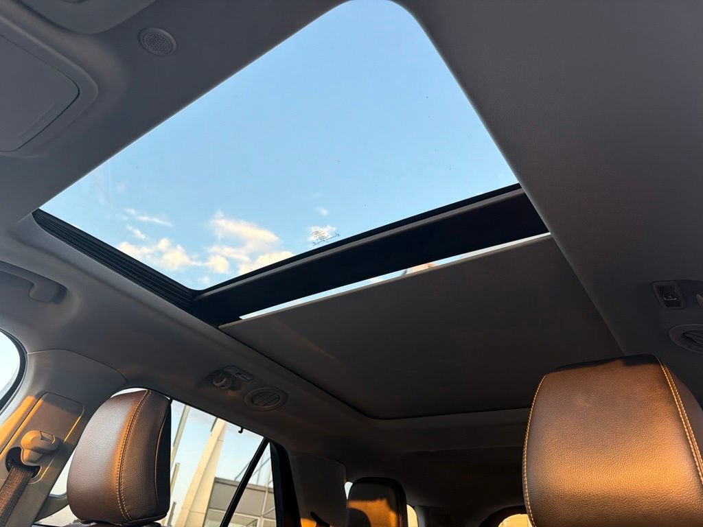 Certified 2023 Ford Explorer Limited w/ Limited Technology Package RWD image 33