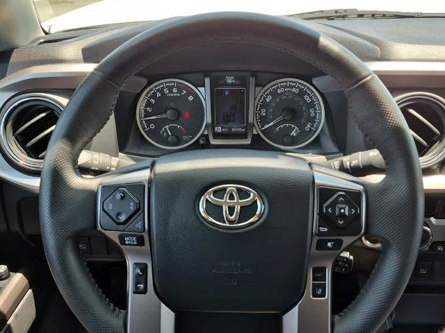 Used 2023 Toyota Tacoma SR5 AWD/4WD image 9