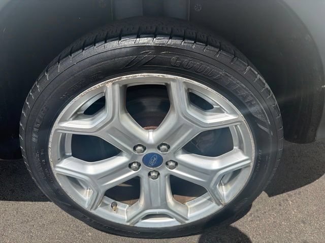 Certified 2019 Ford Escape Titanium AWD/4WD image 24