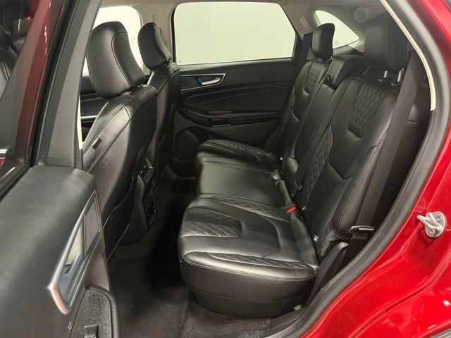 Certified 2024 Ford Edge Titanium AWD/4WD image 31