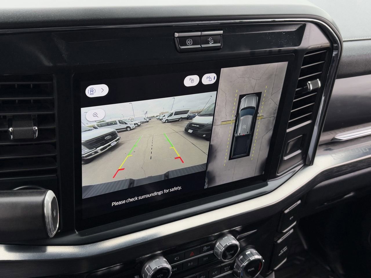 Certified 2025 Ford F250 Lariat w/ Lariat Ultimate Package AWD/4WD image 22