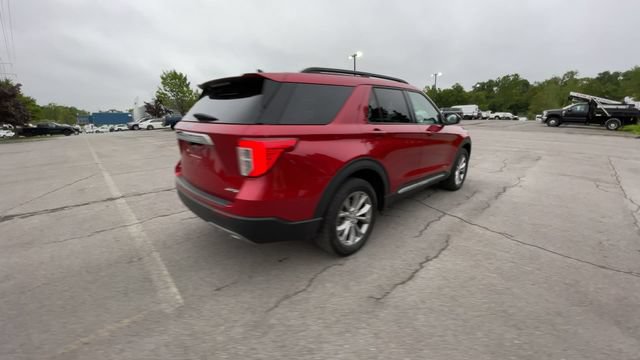 Certified 2023 Ford Explorer XLT w/ Equipment Group 202A AWD/4WD image 9