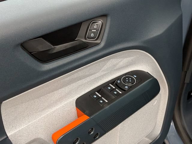 Certified 2024 Ford Maverick XLT FWD image 17