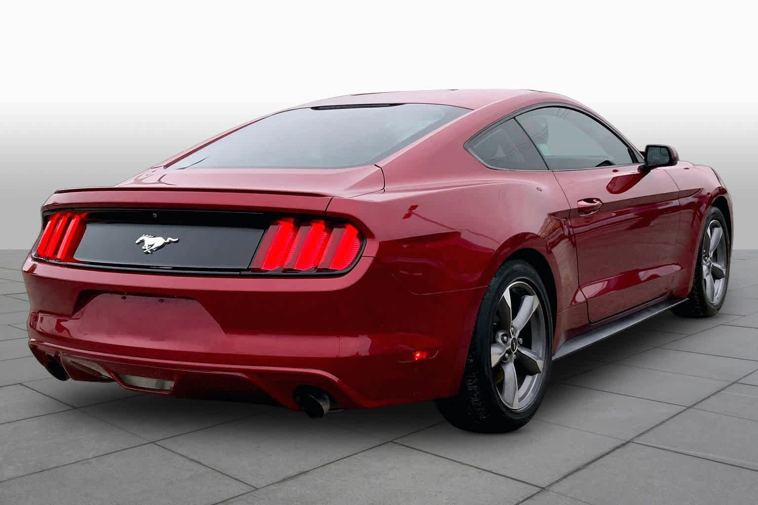 Certified 2017 Ford Mustang Coupe RWD image 11