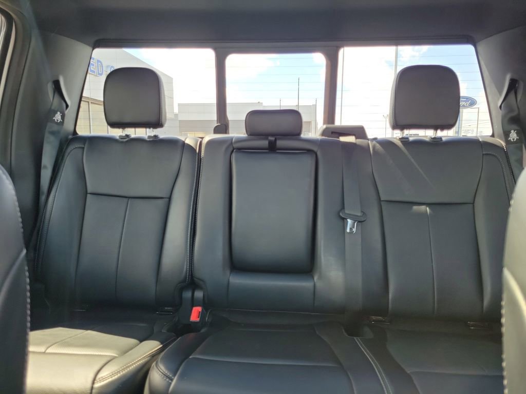 Certified 2019 Ford F150 Lariat w/ Equipment Group 502A Luxury image 17