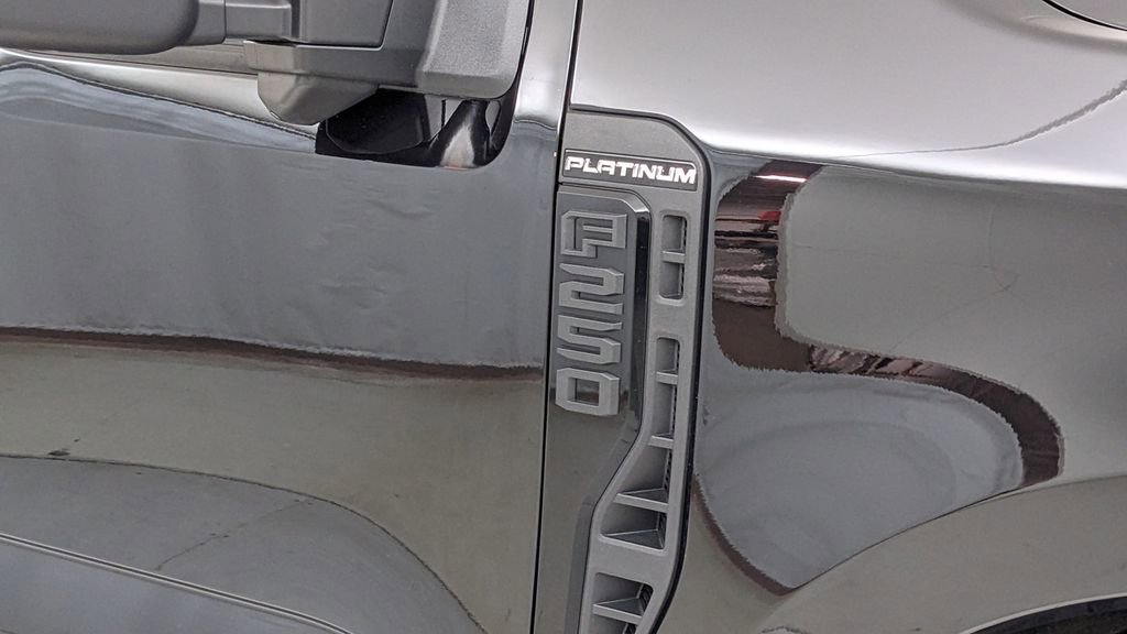 Certified 2025 Ford F250 Platinum AWD/4WD image 45