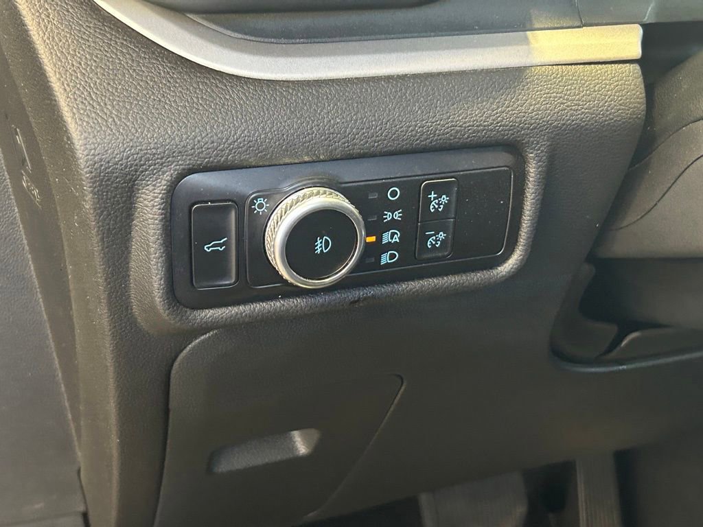 Certified 2023 Ford Explorer XLT w/ Equipment Group 202A image 34