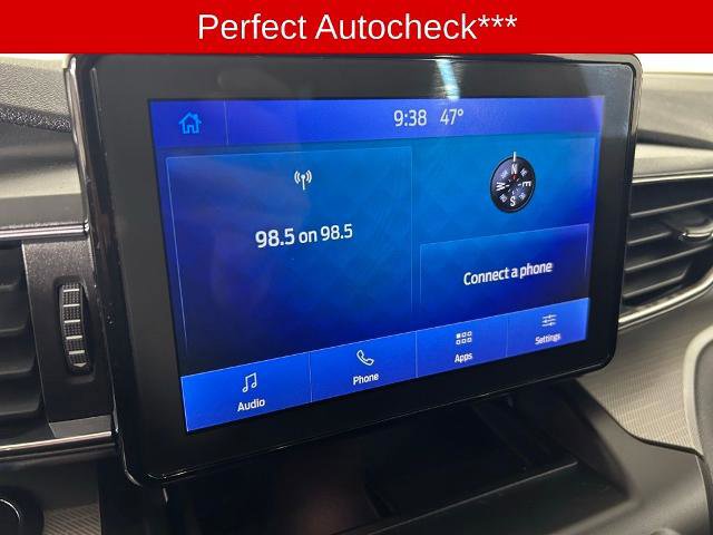 Certified 2020 Ford Explorer XLT w/ Equipment Group 202A image 4