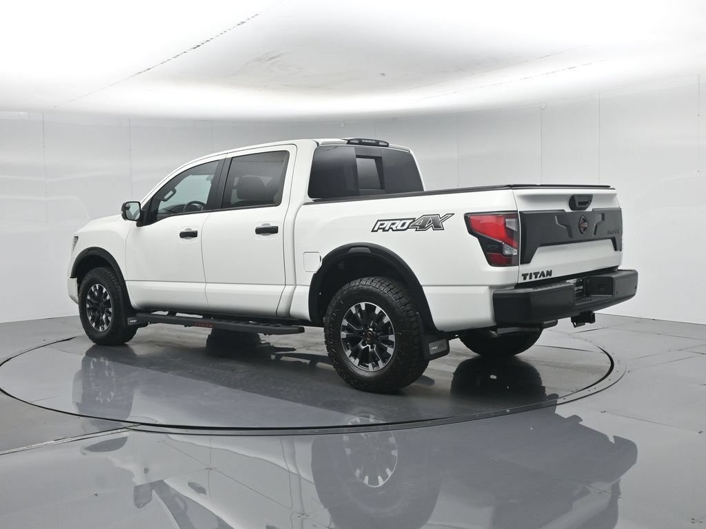 Used 2021 Nissan Titan PRO-4X w/ Pro-4x Convenience Package AWD/4WD image 6