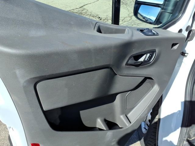 Certified 2024 Ford Transit 250 Low Roof AWD w/ Exterior Upgrade Package image 12