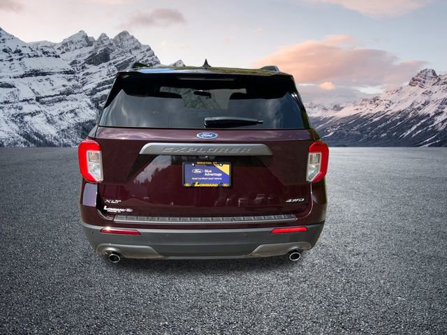 Certified 2023 Ford Explorer XLT w/ Equipment Group 202A image 4
