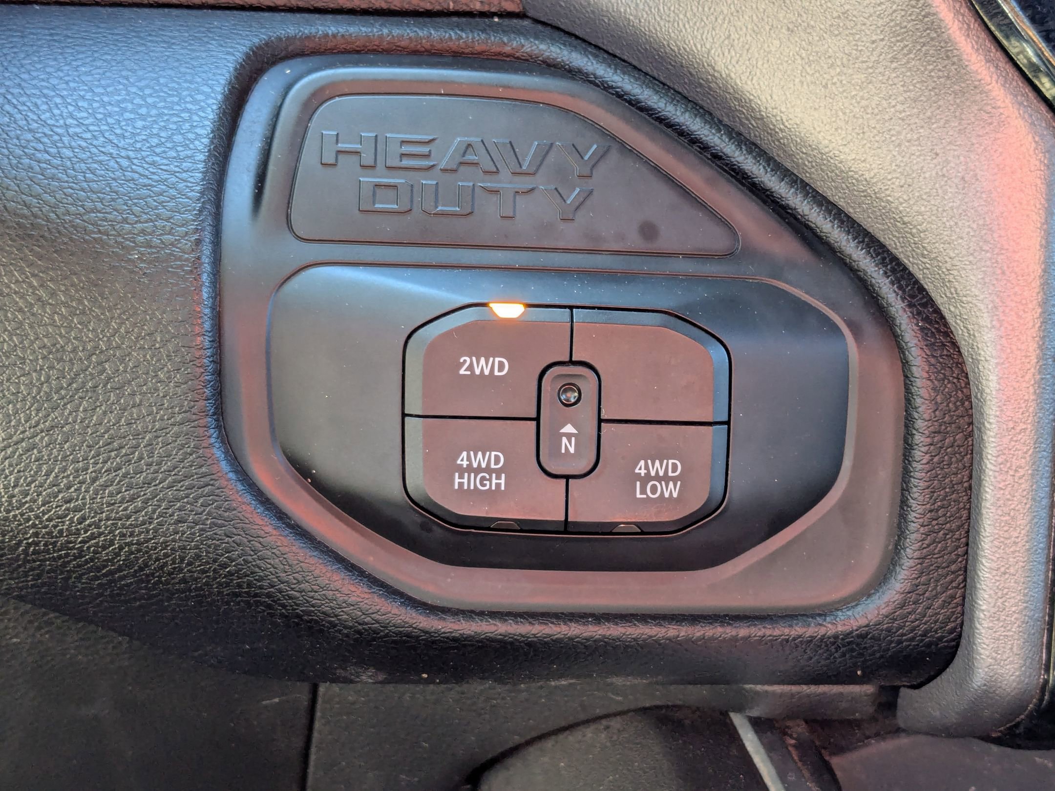 Used 2025 RAM 3500 Big Horn AWD/4WD image 27