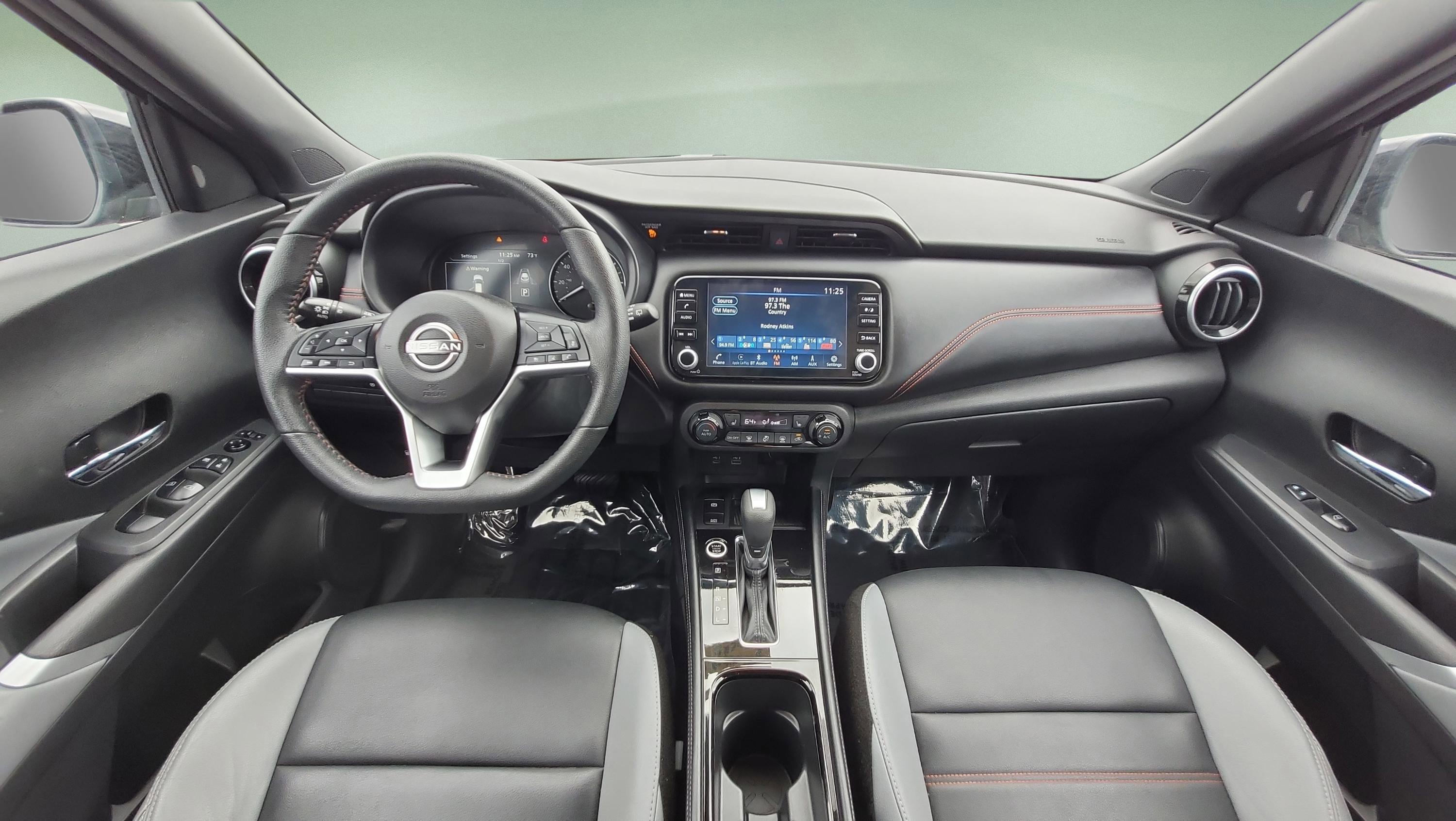 Used 2022 Nissan Kicks SR w/ Premium Package image 15