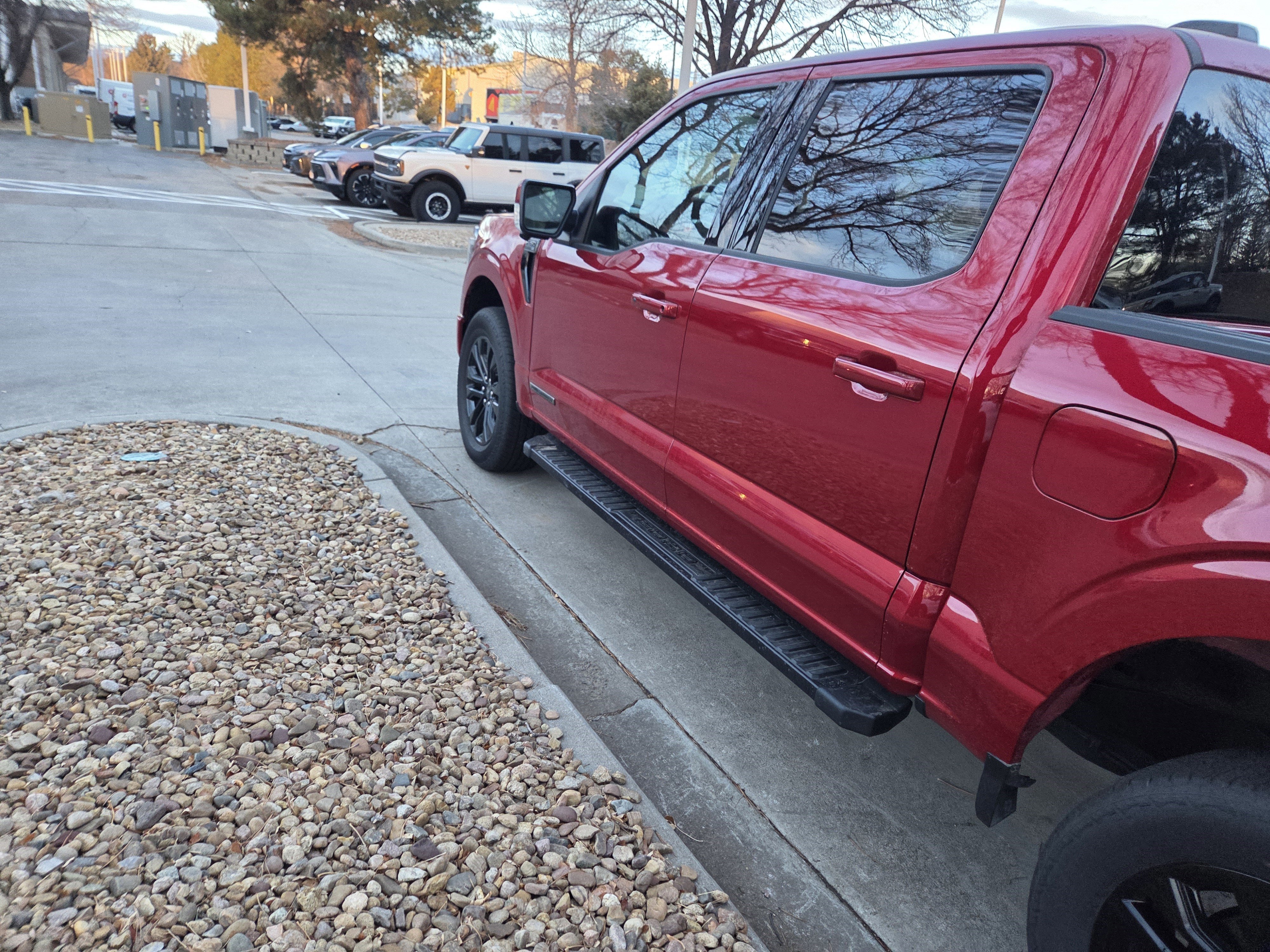 Certified 2025 Ford F150 Lariat w/ Equipment Group 501A Mid image 9
