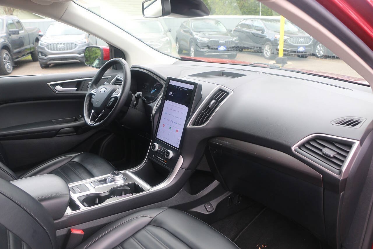 Certified 2024 Ford Edge SEL AWD/4WD image 24