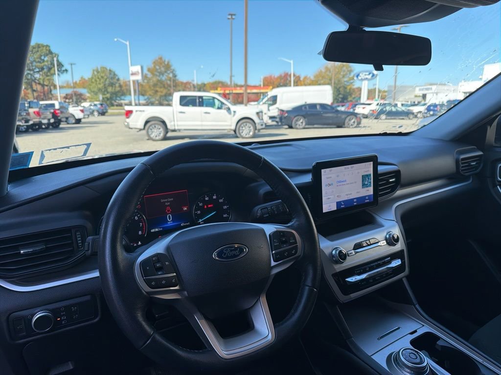 Certified 2022 Ford Explorer XLT image 20