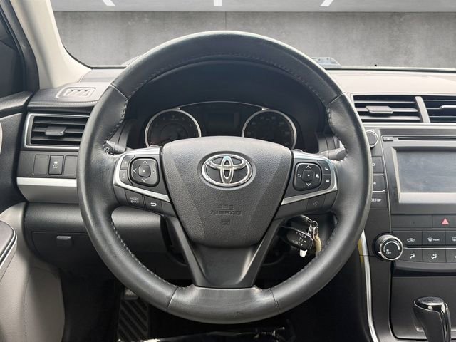 Used 2017 Toyota Camry SE image 21