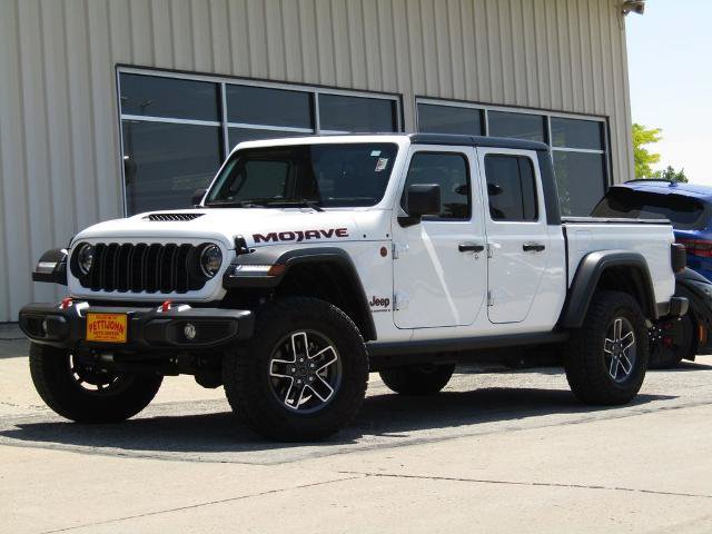 Used 2024 Jeep Gladiator Mojave AWD/4WD image 12