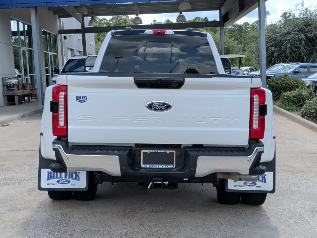 Certified 2025 Ford F450 Lariat w/ Lariat Ultimate Package AWD/4WD image 4