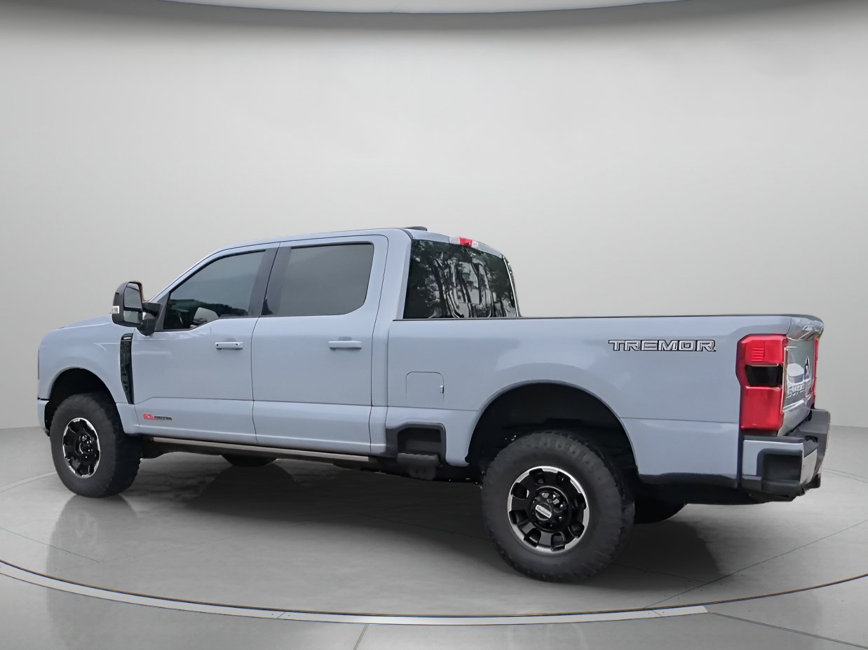 Certified 2025 Ford F250 Lariat w/ Lariat Ultimate Package AWD/4WD image 16