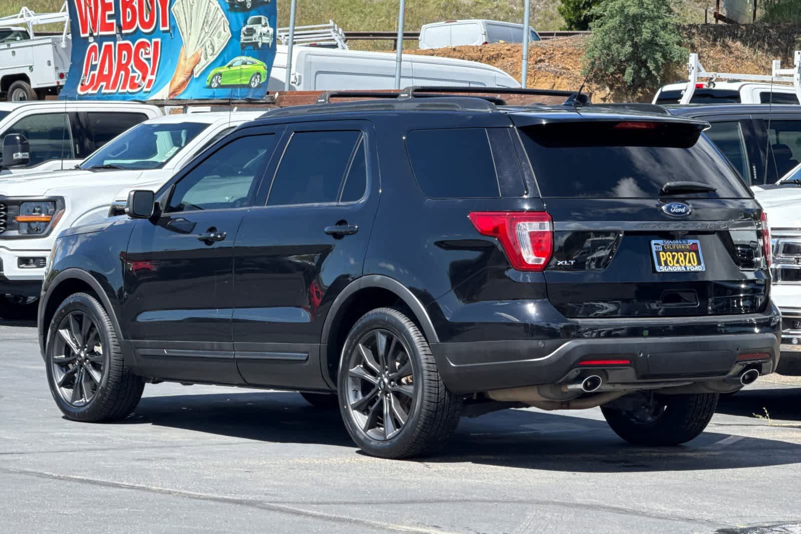Certified 2018 Ford Explorer XLT w/ Equipment Group 202A AWD/4WD image 6