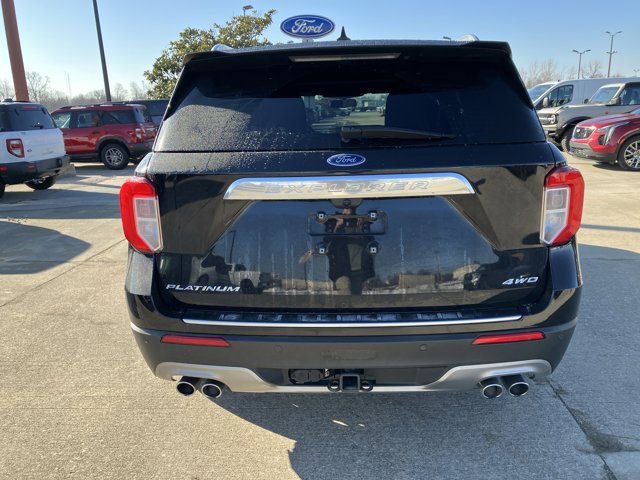 Certified 2021 Ford Explorer Platinum w/ Equipment Group 601A image 4
