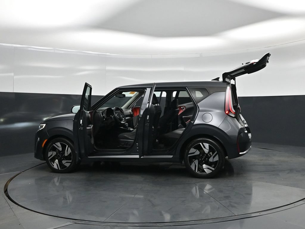 Used 2023 Kia Soul GT-Line w/ GT-Line Technology Package FWD image 35