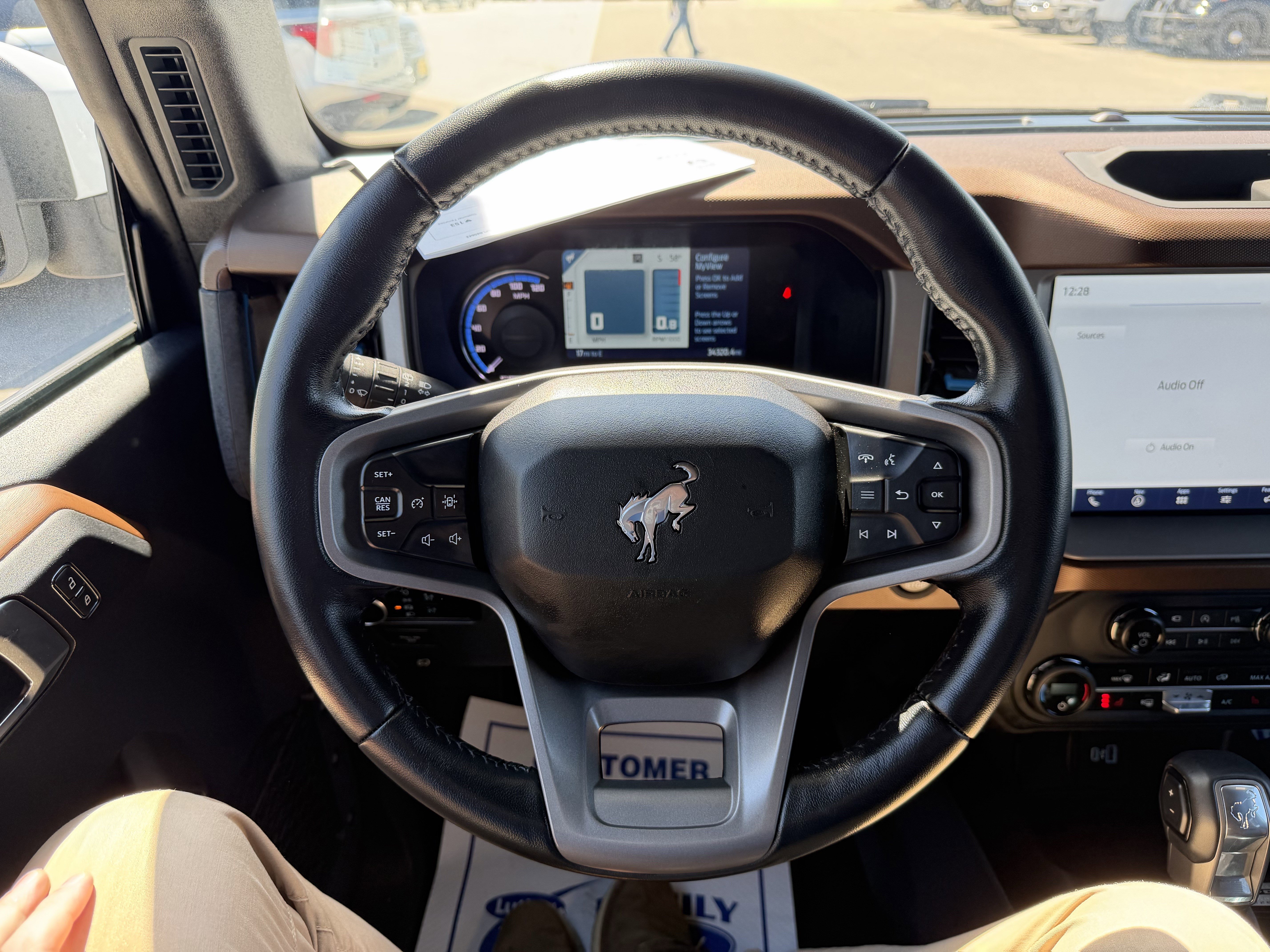 Certified 2023 Ford Bronco Outer Banks AWD/4WD image 9
