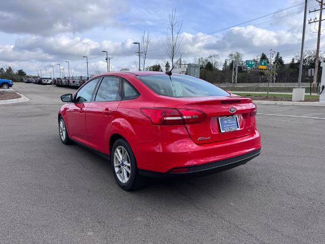 Certified 2017 Ford Focus SE FWD image 4