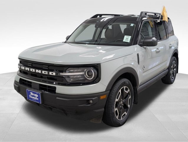 Certified 2024 Ford Bronco Sport Outer Banks w/ Tech Package AWD/4WD image 19