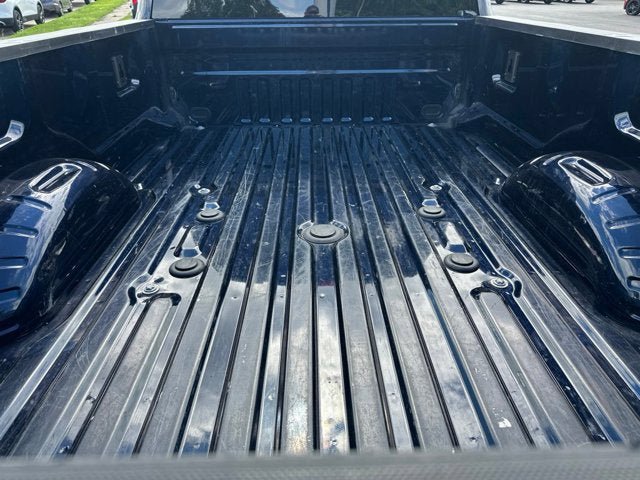 Certified 2022 Ford F450 Platinum w/ FX4 Off-Road Package AWD/4WD image 18