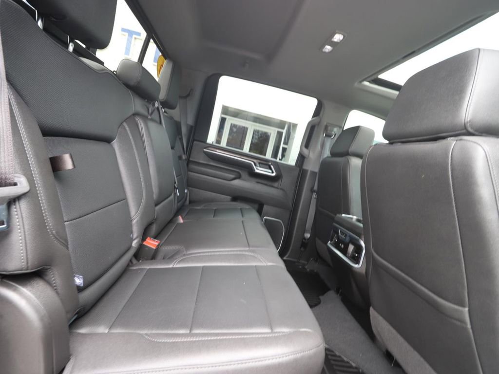 Used 2026 Chevrolet Silverado 3500 LTZ w/ Trail Boss Package AWD/4WD image 25