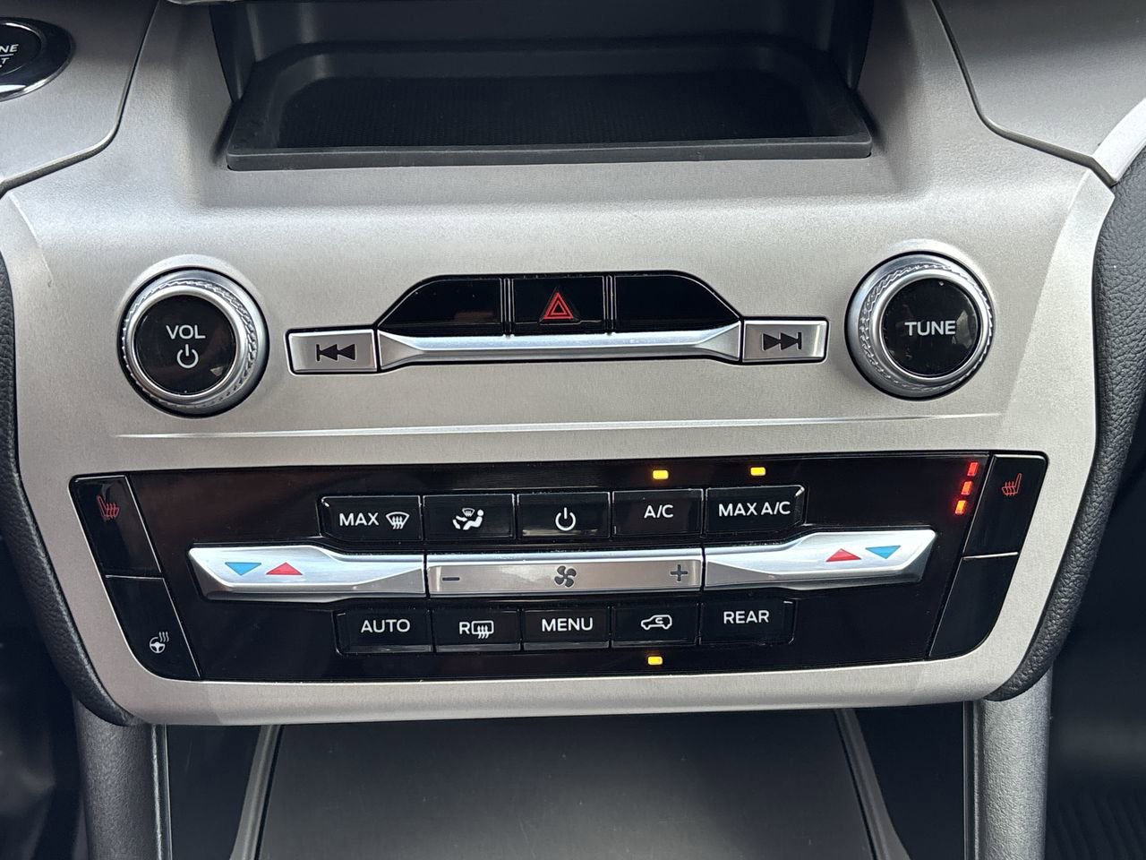 Certified 2023 Ford Explorer XLT w/ Equipment Group 202A image 25