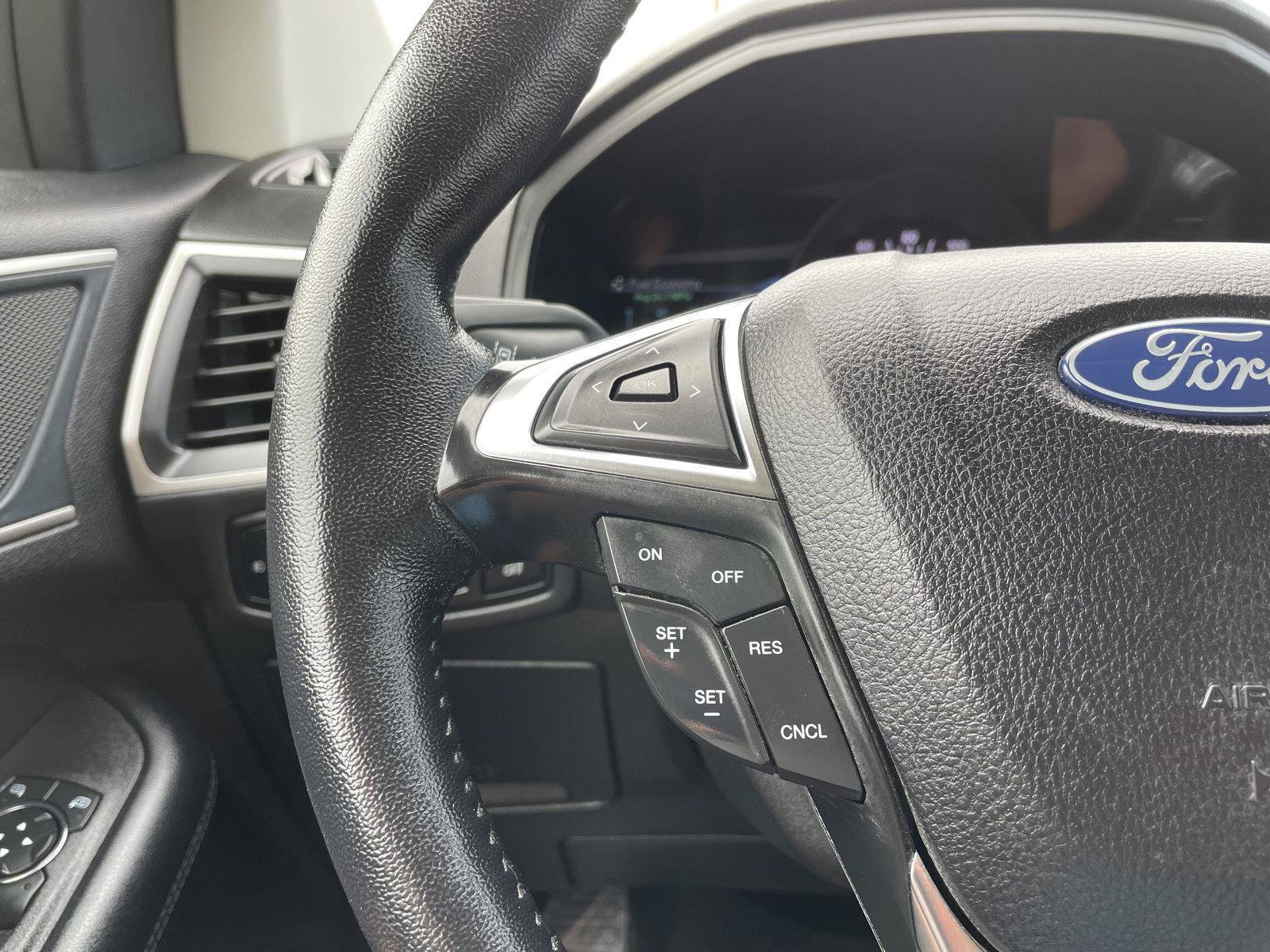 Certified 2024 Ford Edge SEL w/ Convenience Package AWD/4WD image 13